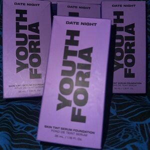 Youthforia Date Night Skin Tint Serum Foundation